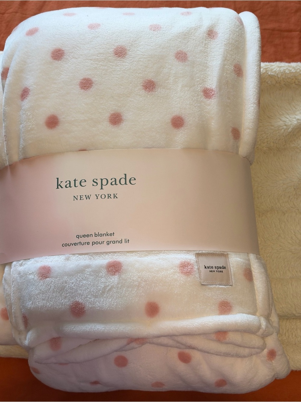 Kate Spade New York White&Pink Polka Dot Queen Blanket